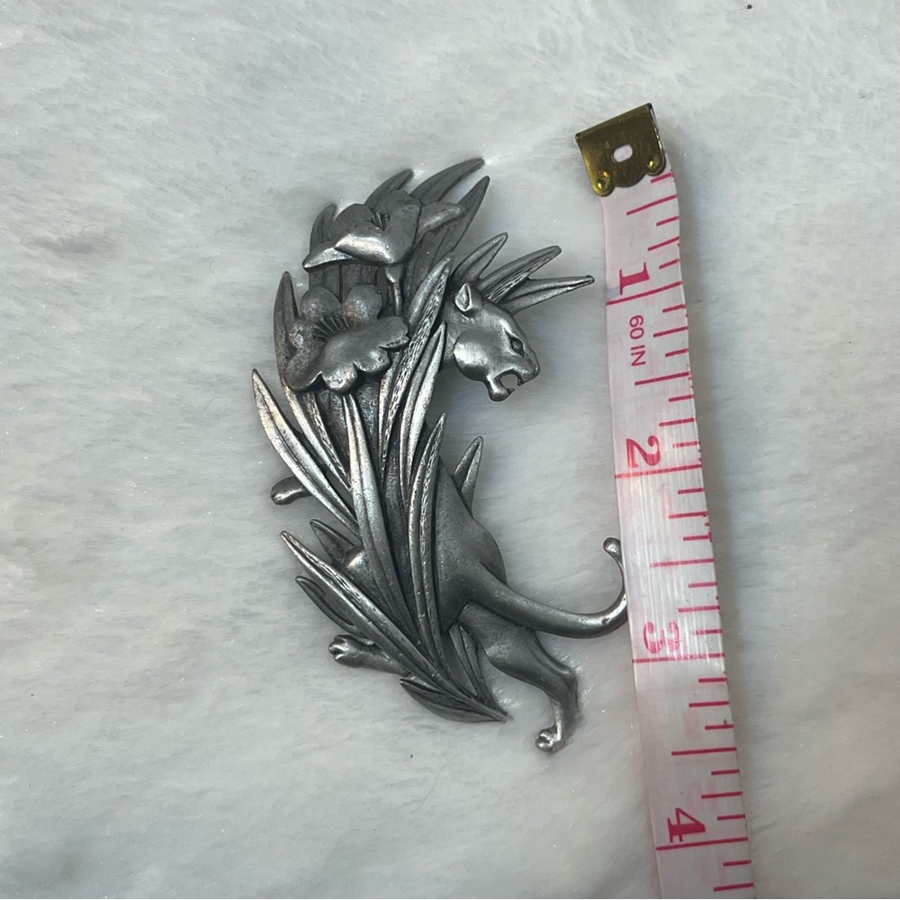 Sold - Picture 3 of 6